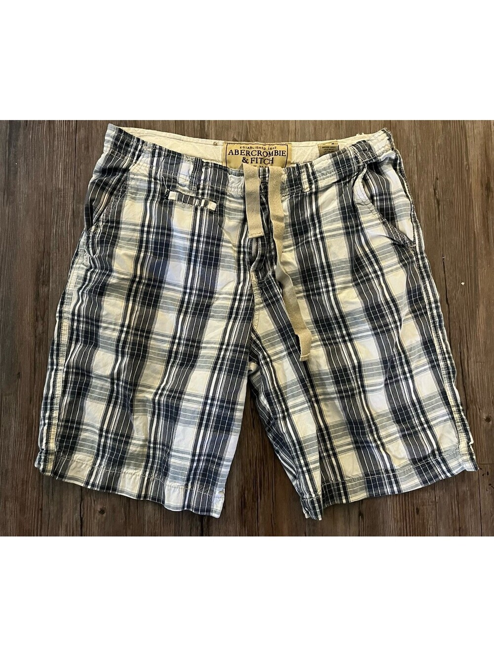 VTG Abercrombie Fitch Plaid Drawstring Bermuda Shorts Sz 34